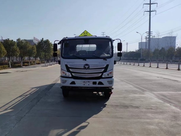 福田歐馬可5.2米氣瓶運輸車